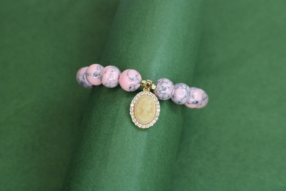 Adjustable Howlite Natural Stone Bracelet Cameo charm
