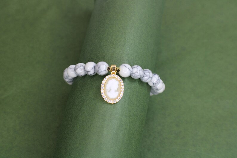 Adjustable Howlite Natural Stone Bracelet Cameo charm