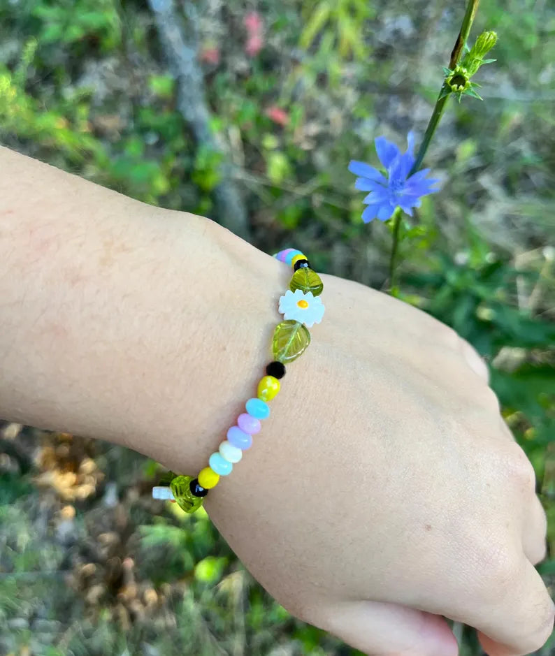 Bracelet with Brilliant Pastel Shell